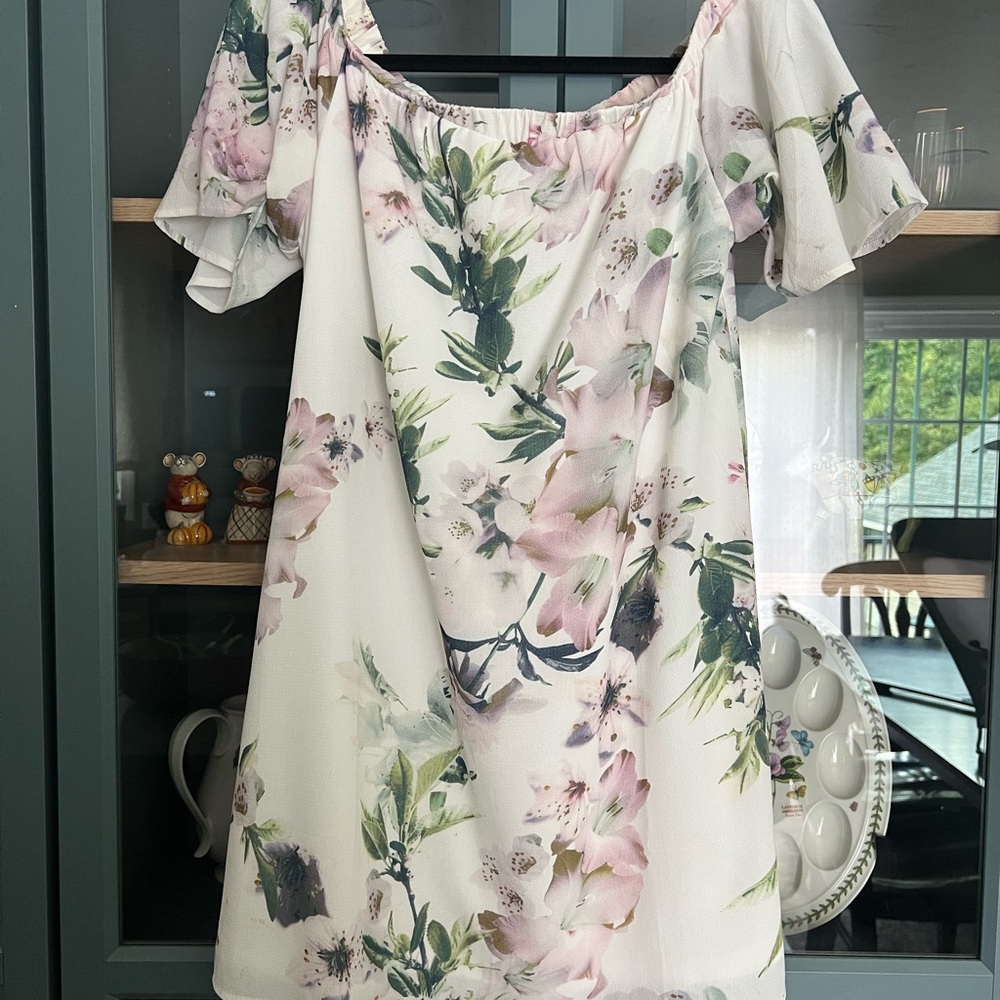 Lulu's Floral Off-Shoulder Mini Dress